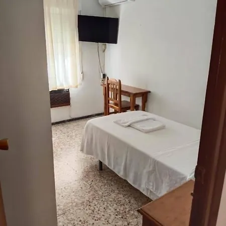 Residencia Pasaje 3*